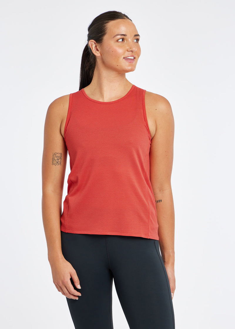 Load image into Gallery viewer, Oiselle Women&#39;s Flyout Trail Tank
