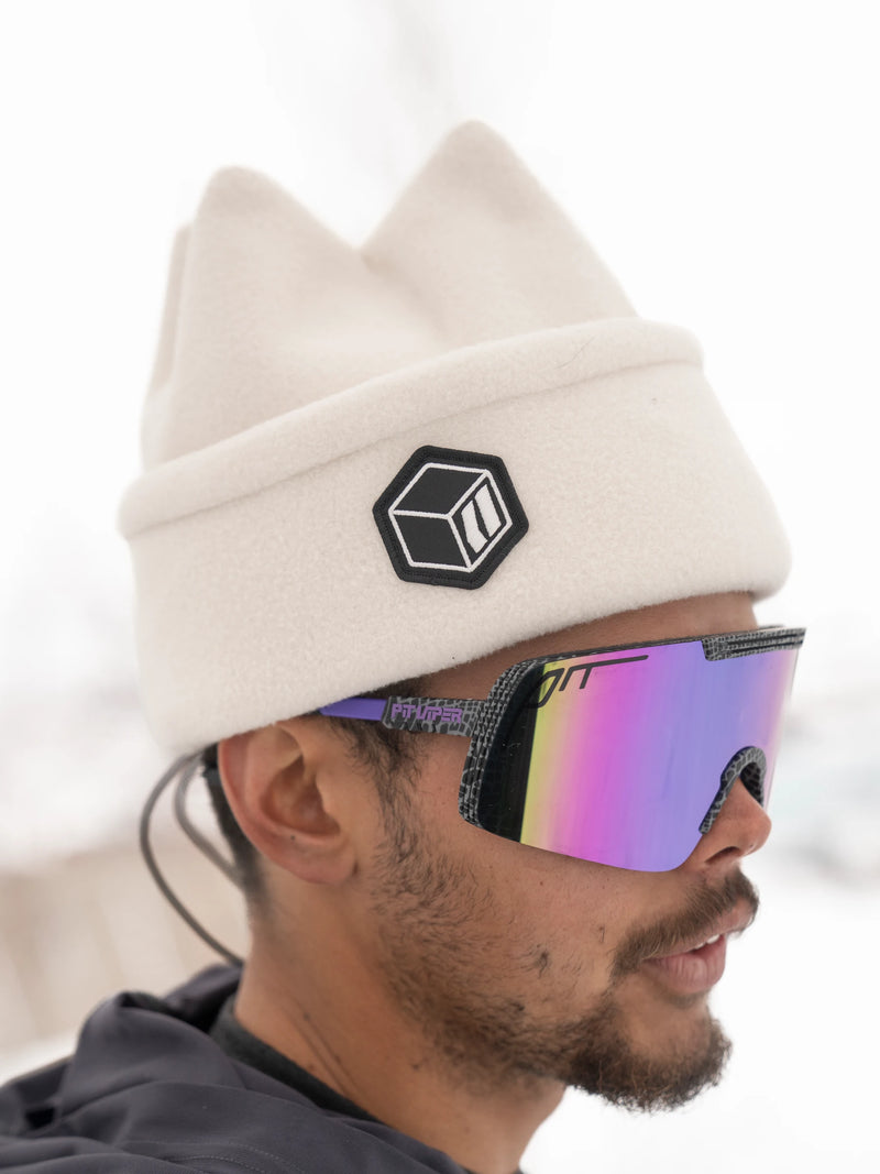 Load image into Gallery viewer, Armada Birdsey Beanie
