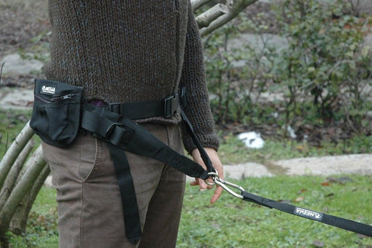 Neewa Hands Free Trekking Belt with pocket - Gear West